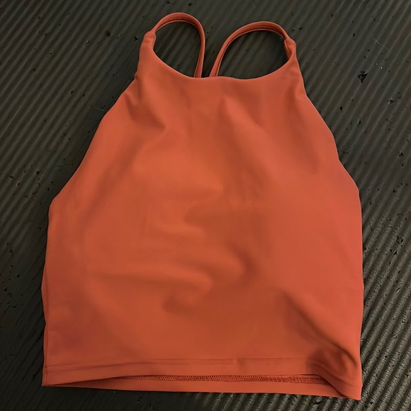Old Navy Other - Built-in pad sporty bra, very new, never wore
